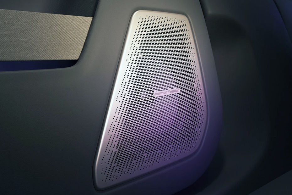 Speakers View of Freelander 8
