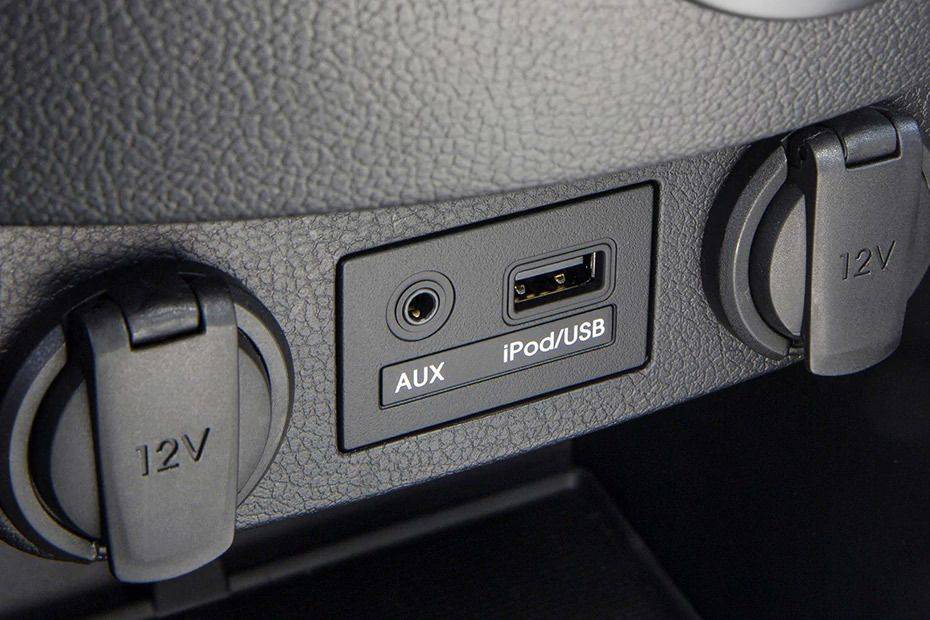 Power Accessories Outlet View of Hyundai Veloster Turbo Power Accessories Outlet View of Hyundai Veloster Turbo