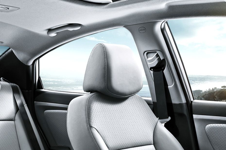 Accent 5 DR Front Seat Headrest