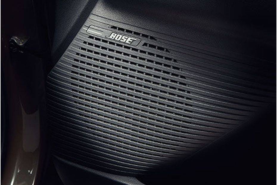 Speakers View of Hyundai Accent Speakers View of Hyundai Accent