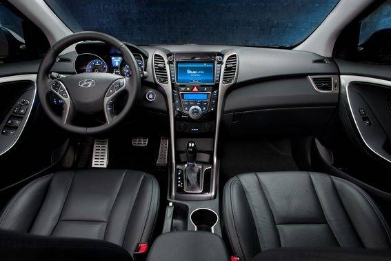 Dashboard View of Elantra Coupe Dashboard View of Elantra Coupe