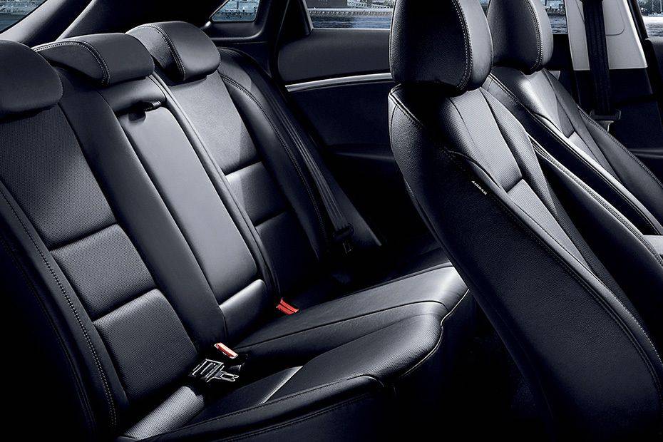 Hyundai i30 Rear Seats Hyundai i30 Rear Seats
