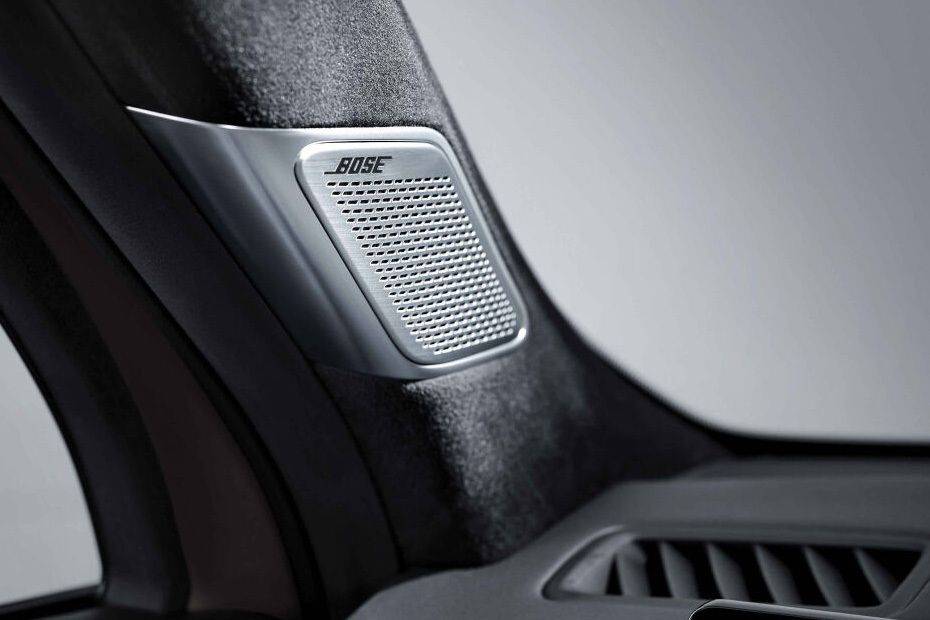 Speakers View of Hyundai Santa Fe Speakers View of Hyundai Santa Fe