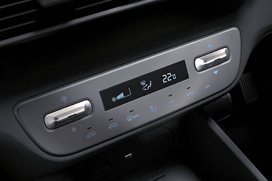 Front AC Controls of هيونداي ستارغيزر Front AC Controls of هيونداي ستارغيزر
