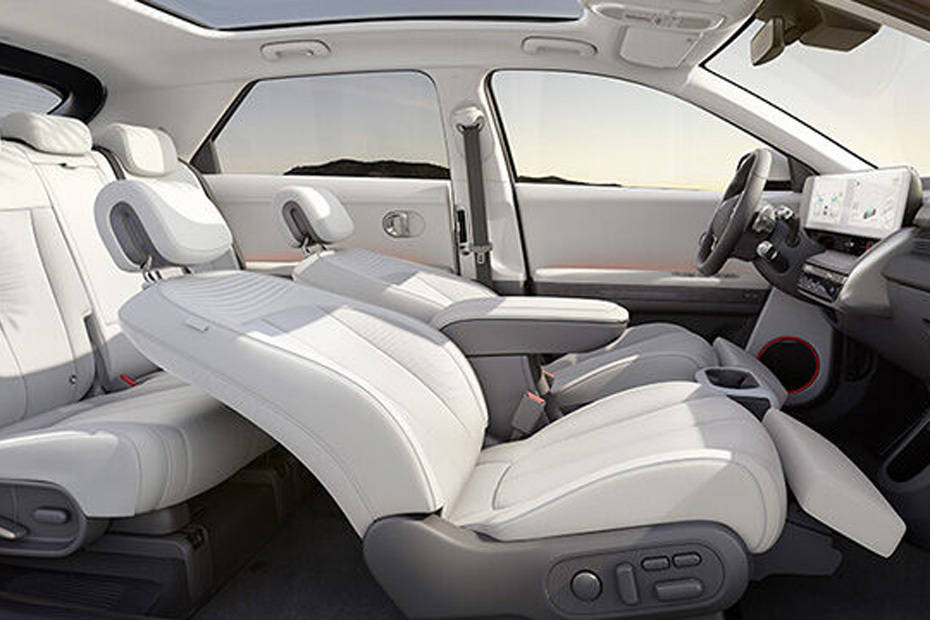 Folding Seats of هيونداي أيونيك 5 Folding Seats of هيونداي أيونيك 5