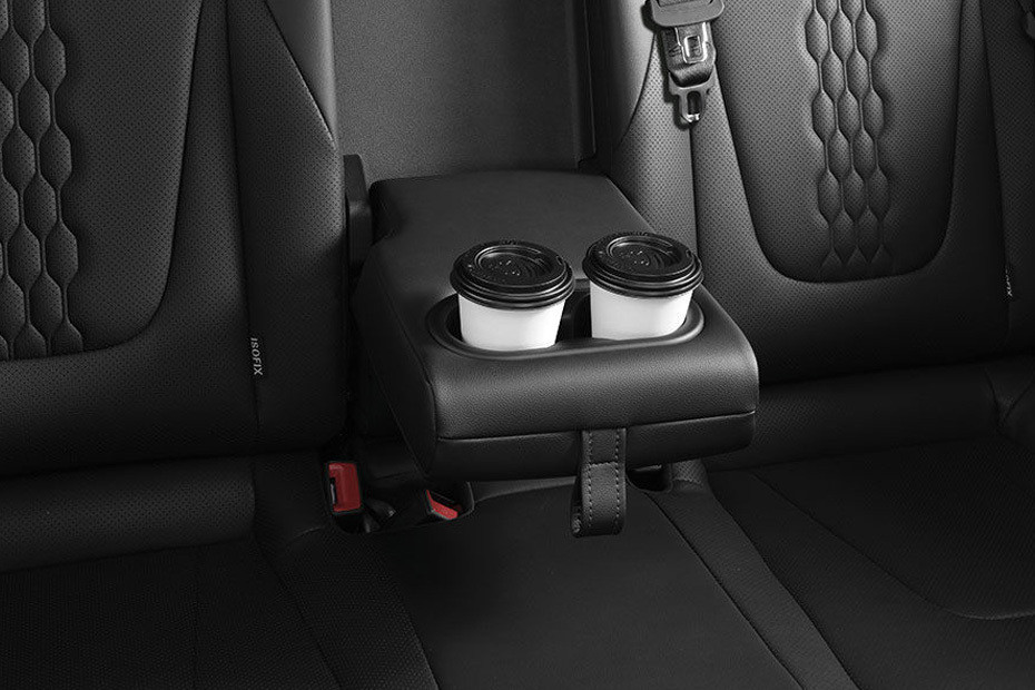 (2023-2024)كريتا Armrest Rear (2023-2024)كريتا Armrest Rear