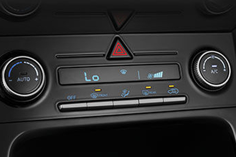 Front AC Controls of هيونداي (2023-2024)كريتا Front AC Controls of هيونداي (2023-2024)كريتا