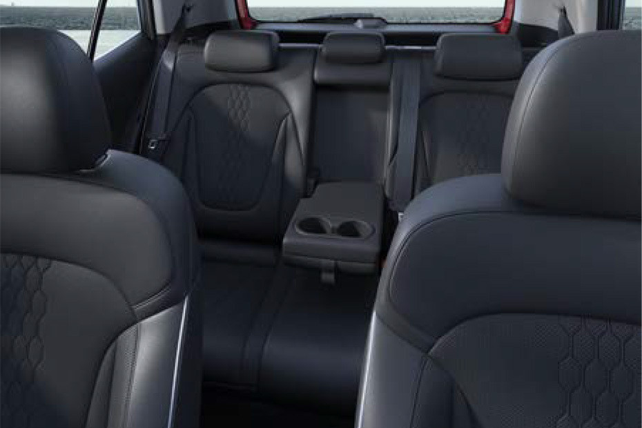 هيونداي (2023-2024)كريتا Front And Rear Seats Together هيونداي (2023-2024)كريتا Front And Rear Seats Together