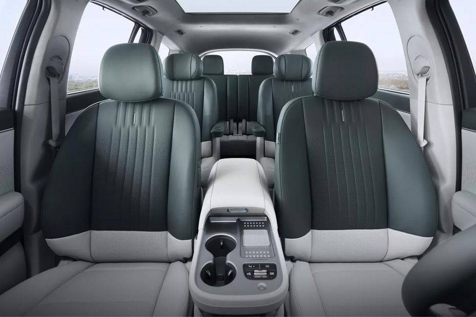 هيونداي أيونيك 9 Rear Seats هيونداي أيونيك 9 Rear Seats