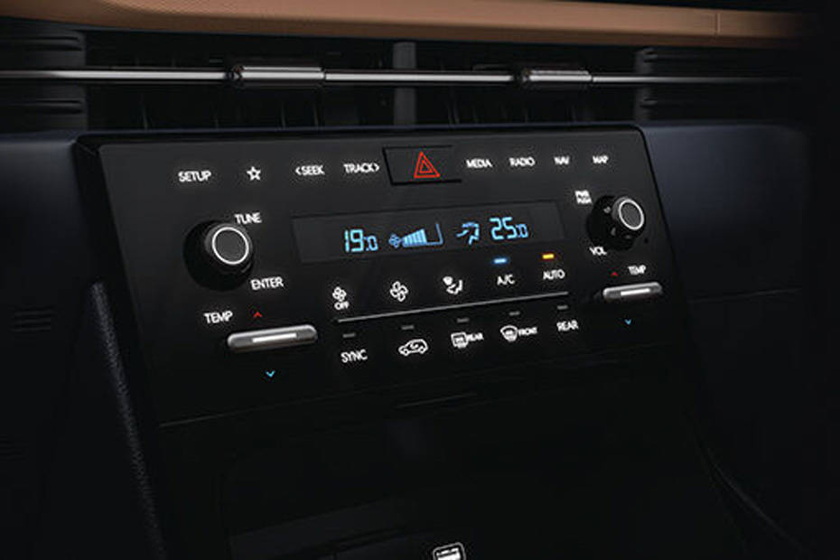 Front AC Controls of هيونداي كريتا جراند Front AC Controls of هيونداي كريتا جراند