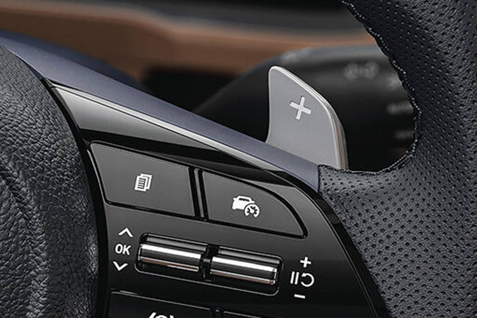 هيونداي كريتا جراند Multi Function Steering هيونداي كريتا جراند Multi Function Steering