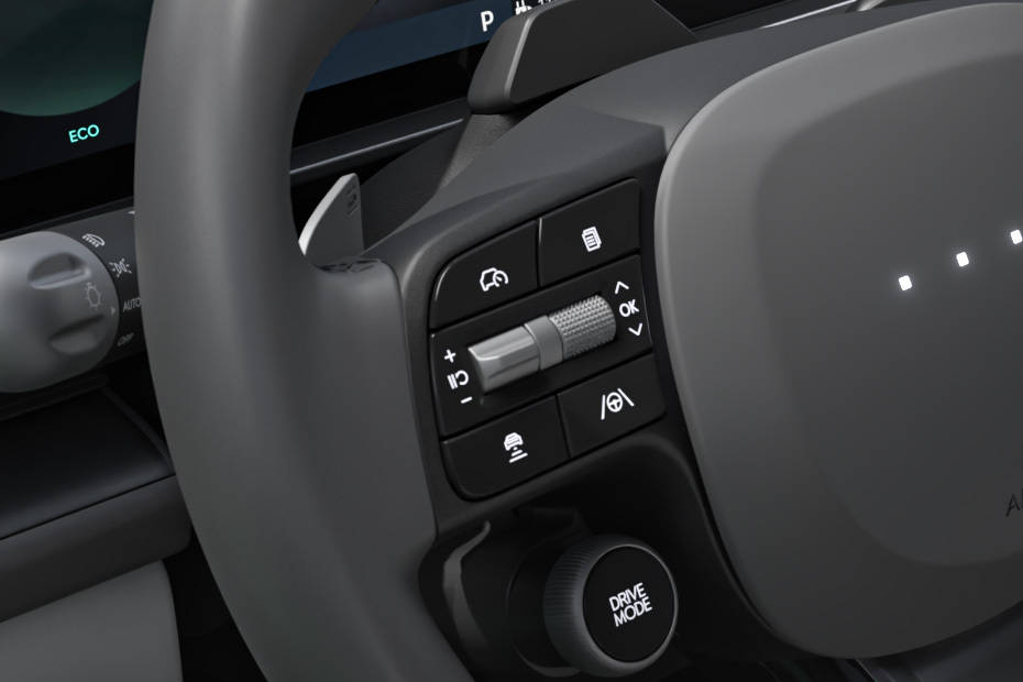 هيونداي أيونيك 6 2026 Multi Function Steering هيونداي أيونيك 6 2026 Multi Function Steering