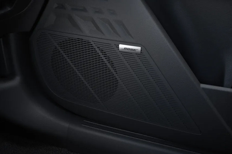Speakers View of Hyundai Stargazer