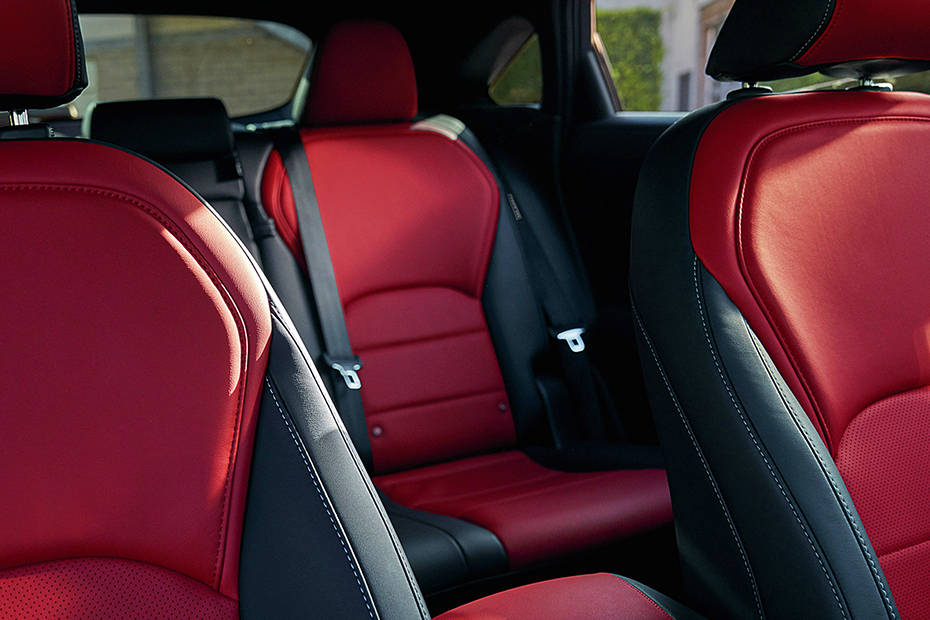 إنفينيتي QX55 Rear Seats إنفينيتي QX55 Rear Seats