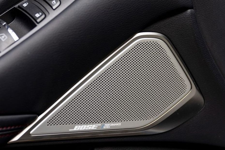 Speakers View of انفنتي Q50 Speakers View of انفنتي Q50