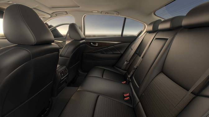 Infiniti Q50 Hybrid Rear Seats Infiniti Q50 Hybrid Rear Seats
