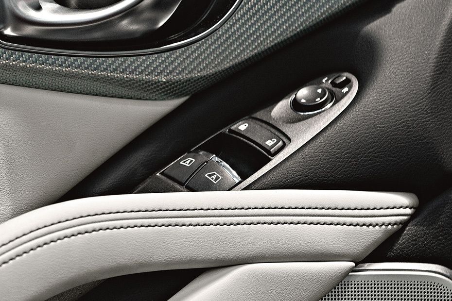 Infiniti Q60 Drivers Side In Side Door Controls Infiniti Q60 Drivers Side In Side Door Controls