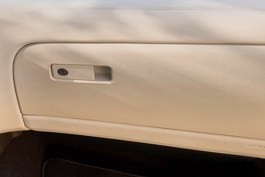 Infiniti QX50 Glove Box Infiniti QX50 Glove Box
