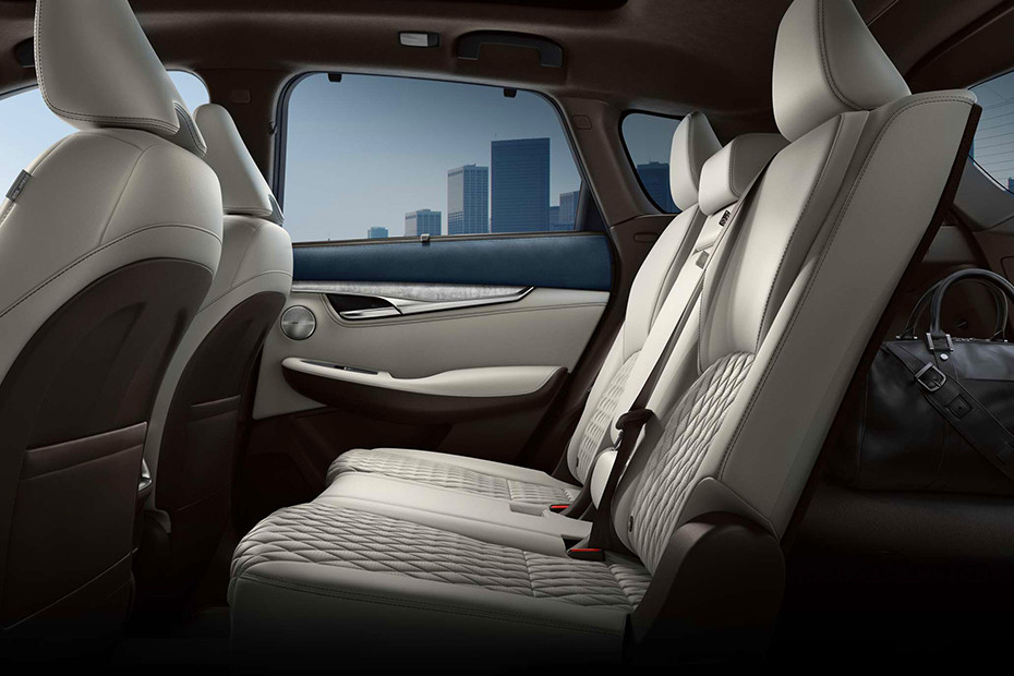 Infiniti QX50 Rear Seats Infiniti QX50 Rear Seats