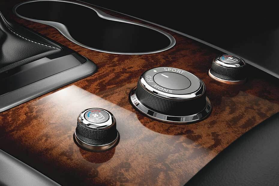 Center Controls of Infiniti QX60 Center Controls of Infiniti QX60