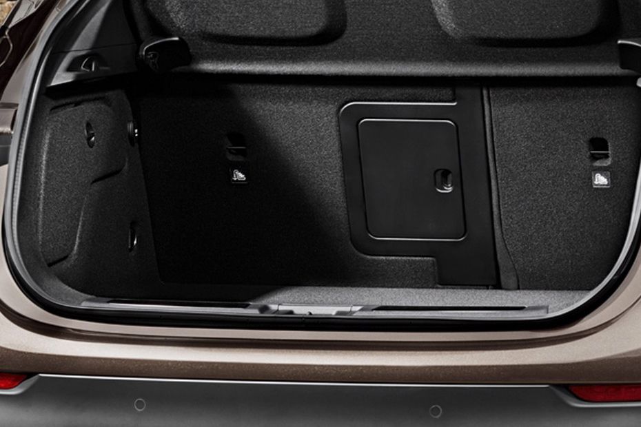 QX30 Trunk Open QX30 Trunk Open