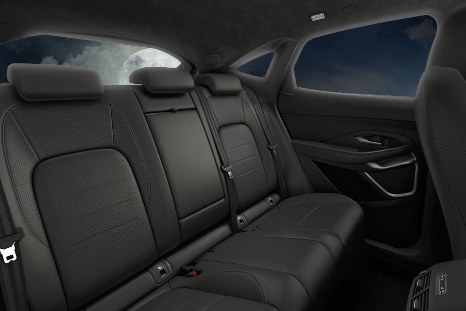 جاكوار إي-بايس Rear Seats جاكوار إي-بايس Rear Seats