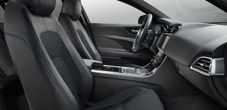 XE R-Sport Passenger Seat