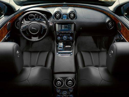 Dashboard View of XJ Luxury SWB Dashboard View of XJ Luxury SWB