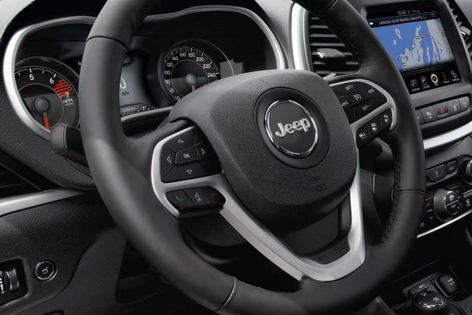 جيب Cherokee Multi Function Steering جيب Cherokee Multi Function Steering