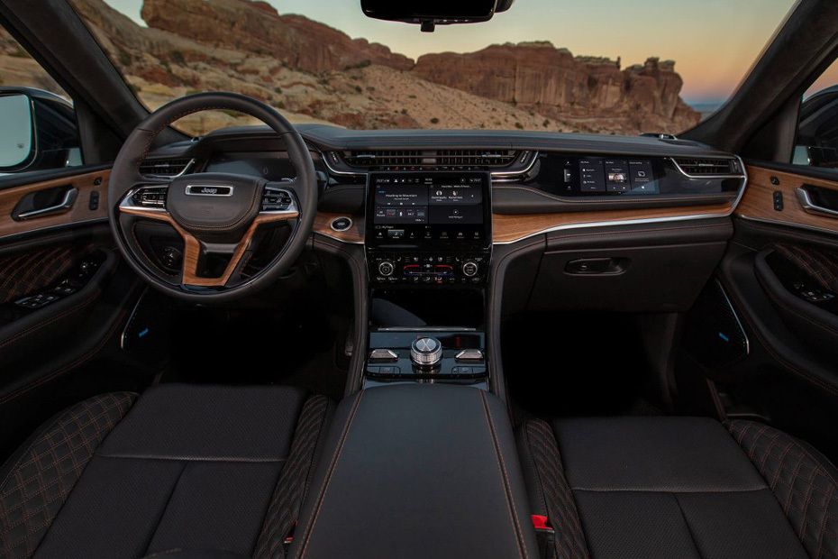 Dashboard View of Grand Cherokee Dashboard View of Grand Cherokee