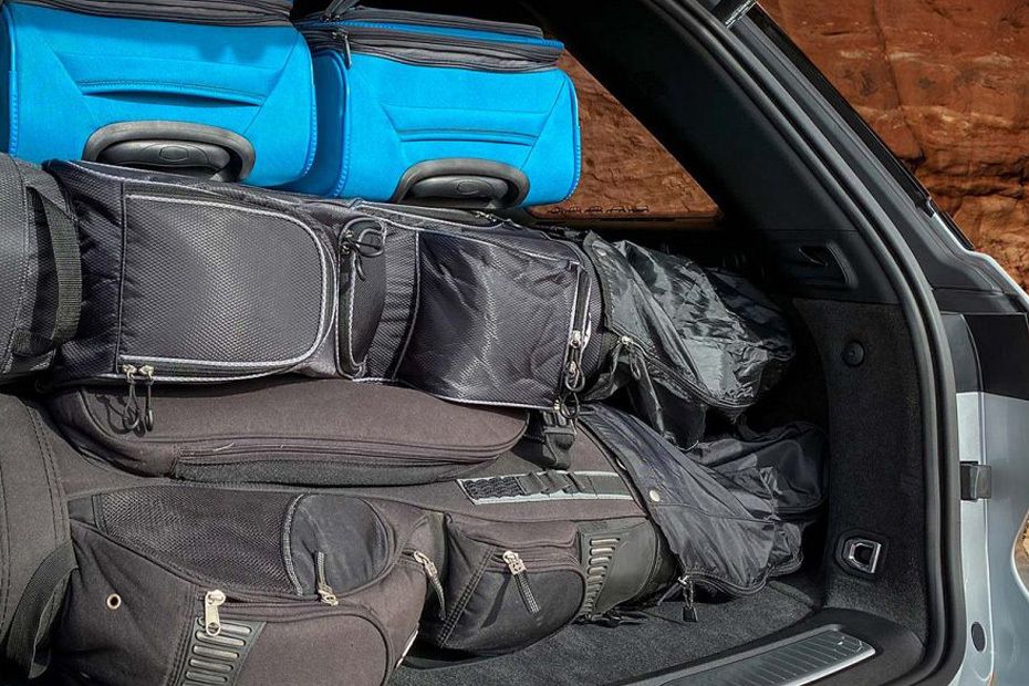 Storage Closer View of Jeep Grand Cherokee Storage Closer View of Jeep Grand Cherokee
