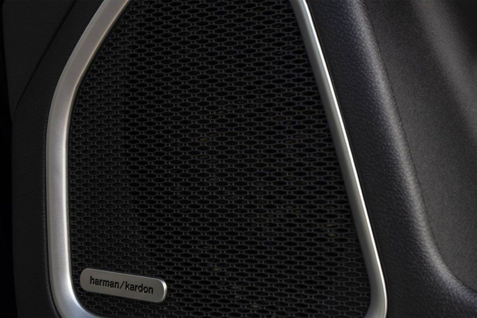 Speakers View of Jeep Commander