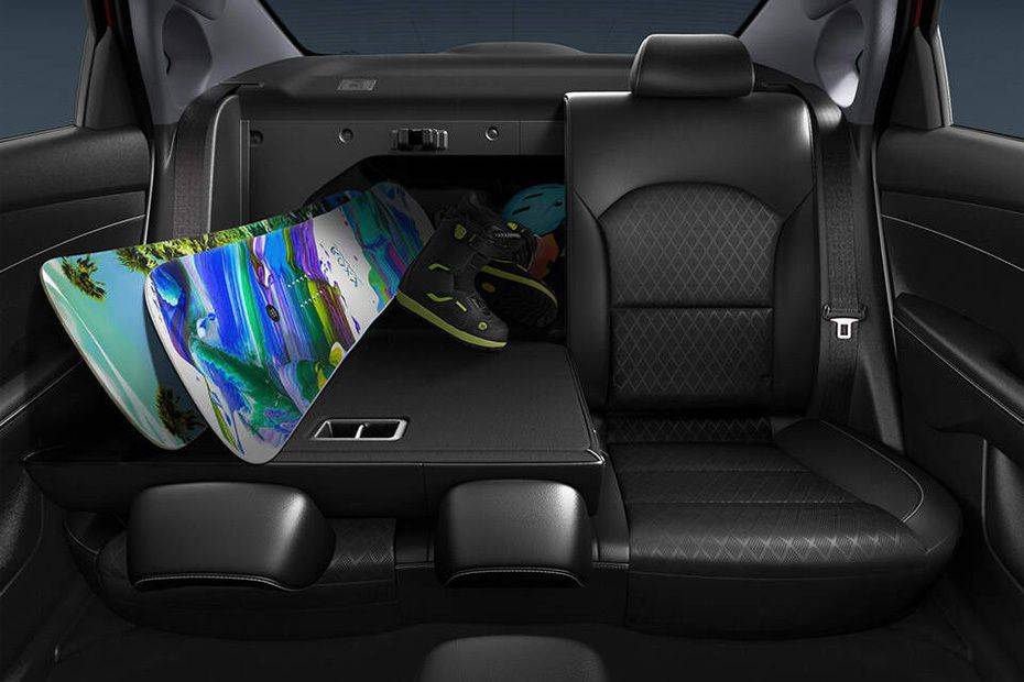 Folding Seats of كيا سيراتو Folding Seats of كيا سيراتو