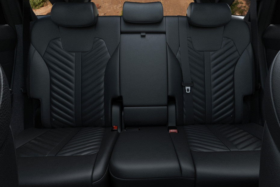 KIA Sorento Rear Seats KIA Sorento Rear Seats