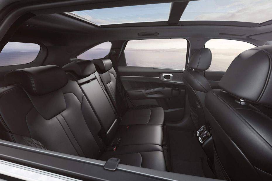 KIA Sorento Rear Seats KIA Sorento Rear Seats