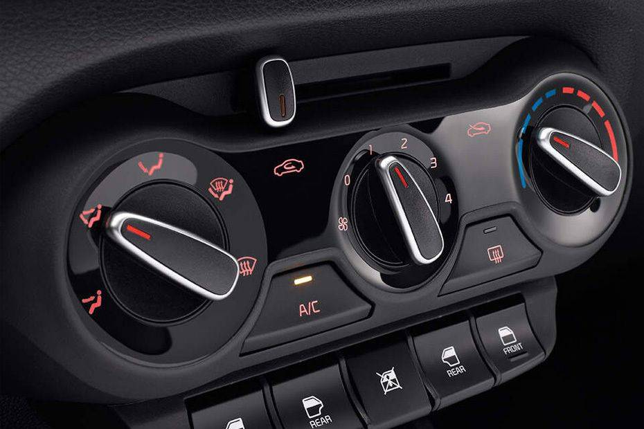 Front AC Controls of KIA Pegas Front AC Controls of KIA Pegas