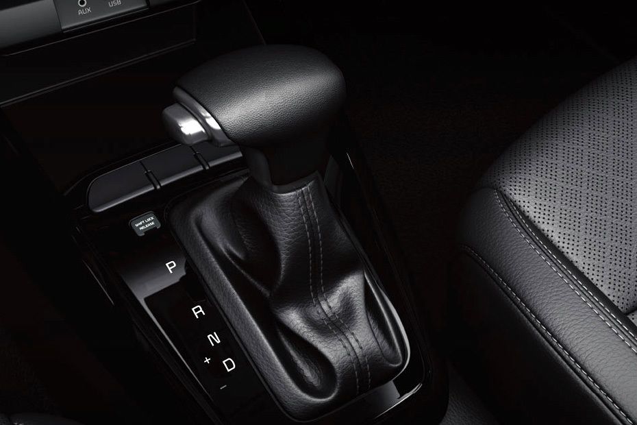 كيا Rio 4-Door Gear Shifter كيا Rio 4-Door Gear Shifter