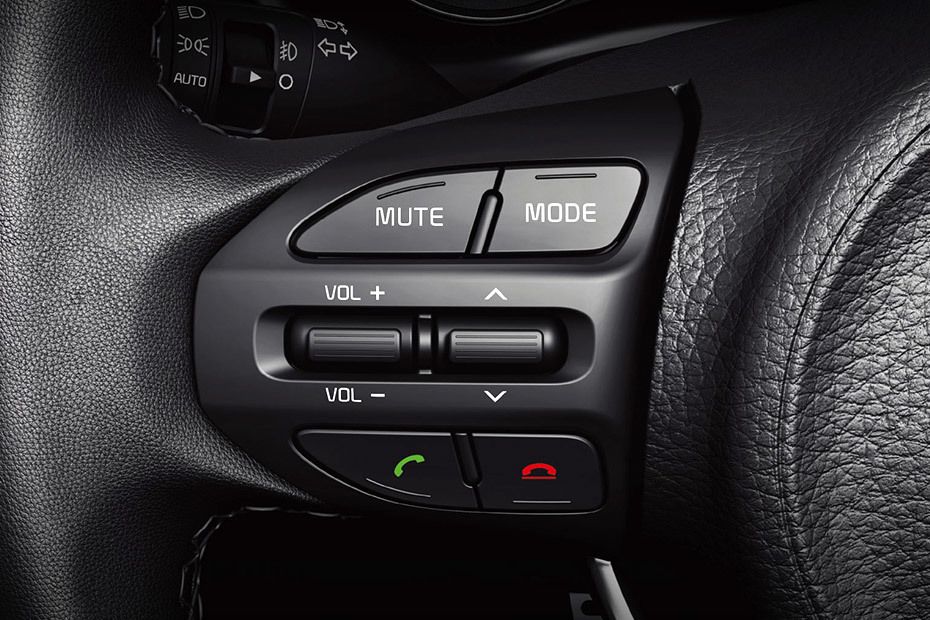 KIA Rio 5-Door Multi Function Steering KIA Rio 5-Door Multi Function Steering