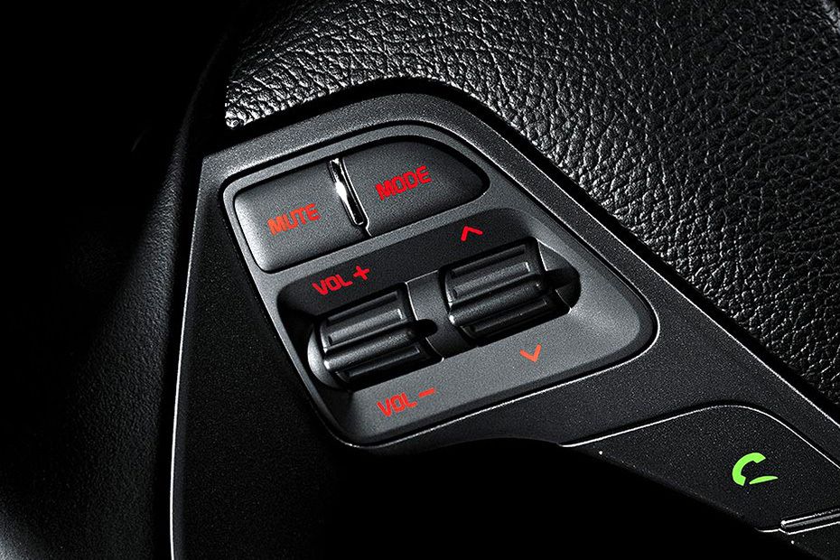 كيا Cerato koup Multi Function Steering كيا Cerato koup Multi Function Steering