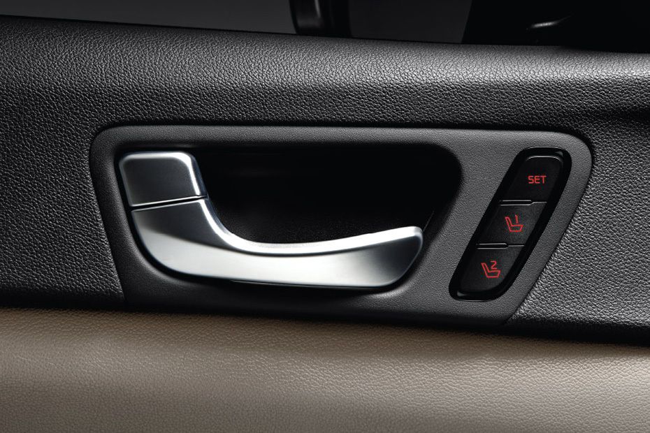 door handle interior of KIA Optima (2012-2021) door handle interior of KIA Optima (2012-2021)