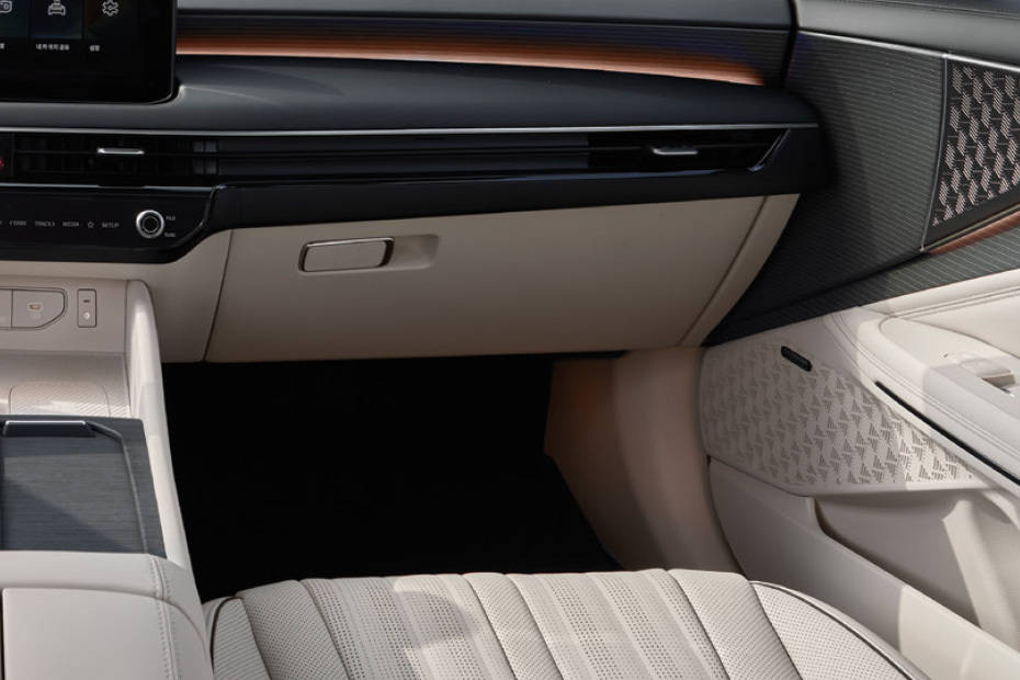 كيا كيه 8 Glove Box كيا كيه 8 Glove Box