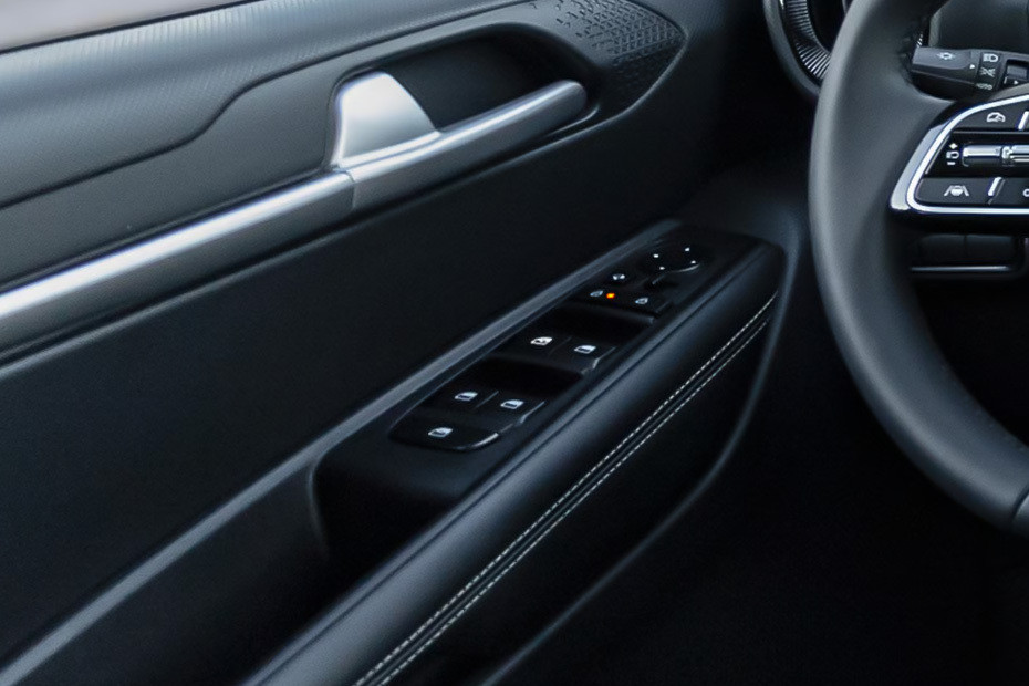 KIA Sonet Drivers Side In Side Door Controls KIA Sonet Drivers Side In Side Door Controls