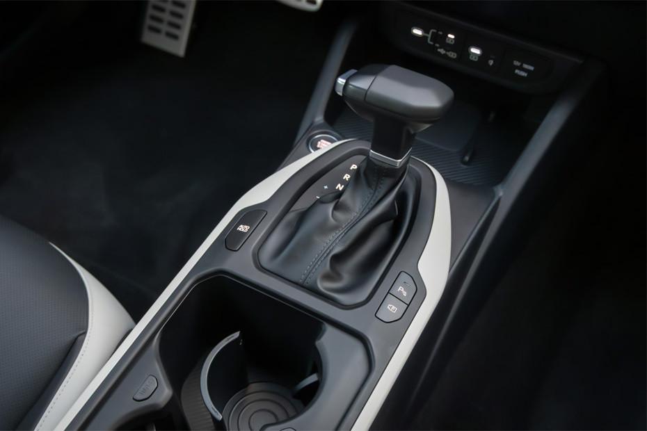 KIA K4 Gear Shifter KIA K4 Gear Shifter