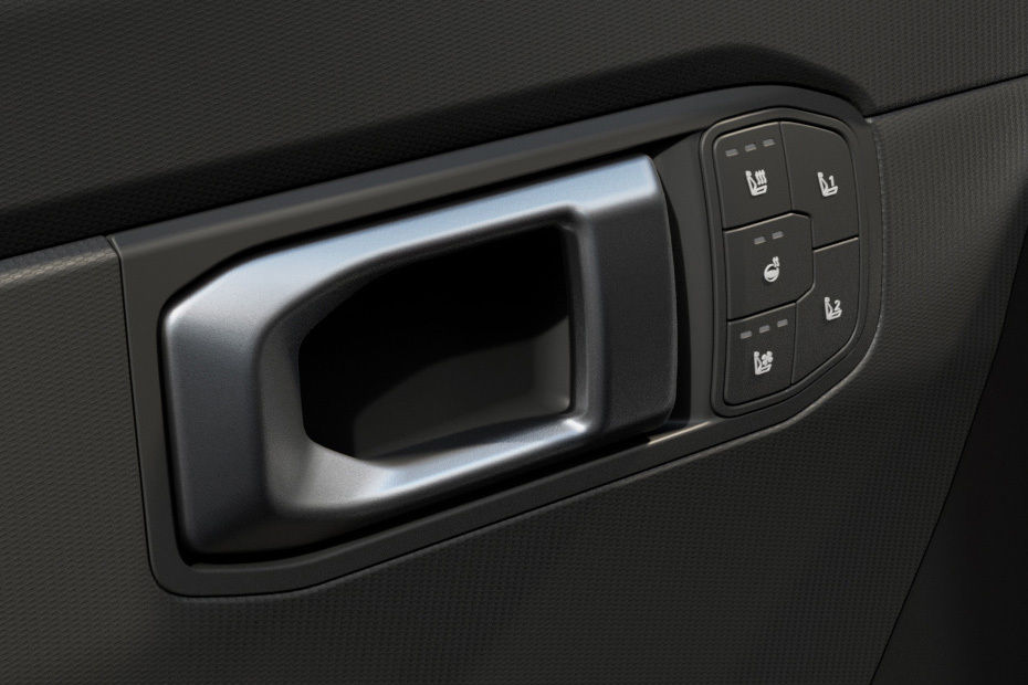 door handle interior of KIA Seltos 2026