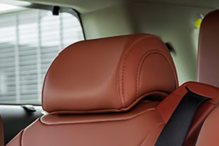 كارنفال هايبرد Rear Seat Head rest