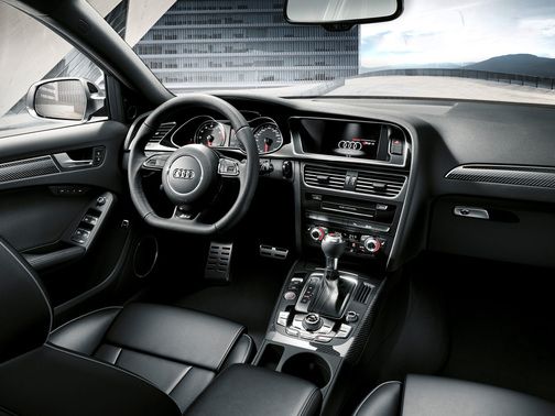 Dashboard View of RS 4 Avant