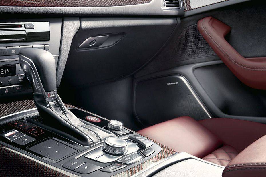 Audi S6 Glove Box Audi S6 Glove Box