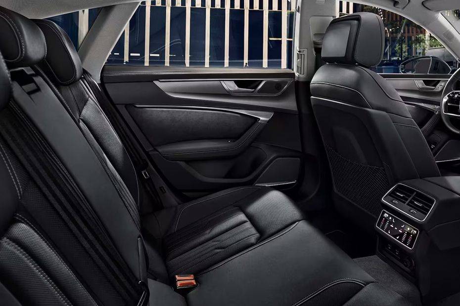 أودي A7 Rear Seats أودي A7 Rear Seats