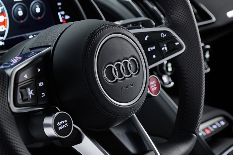 أودي R8 Multi Function Steering أودي R8 Multi Function Steering