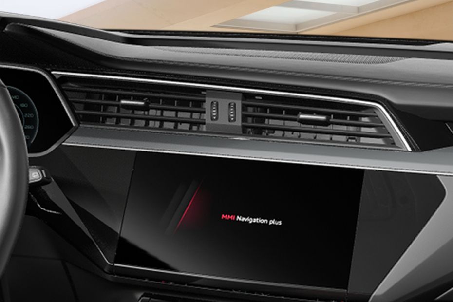Stereo View of Q8-Sportback-E-Tron